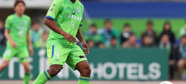 爱游戏app下载-长春队外援状态回勇，助球队强势反弹