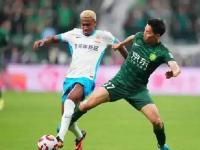 爱游戏登录入口-激烈的比拼中，球队士气高涨展现实力