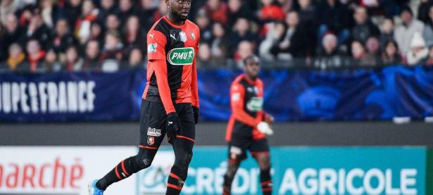 爱游戏网页版-亚眠主场大胜梅斯，保持法甲生存希望