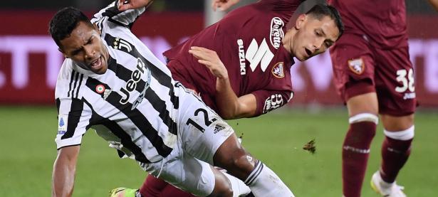 爱游戏官网-意甲联赛中球队之间的竞争日益激烈