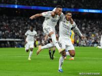 爱游戏入口-皇马主场遭遇横扫，球队危机加剧