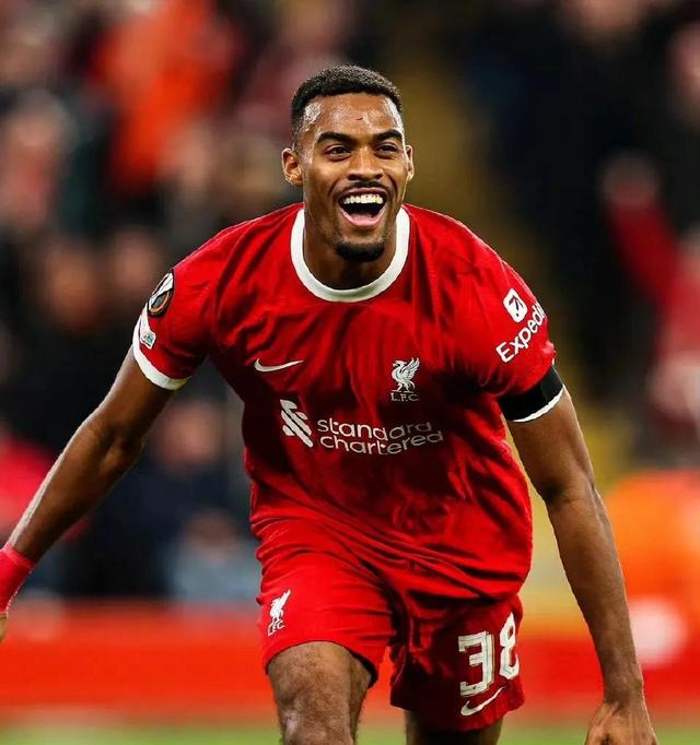 关于利物浦主帅透露战术变动，球队或将出现新风格的信息