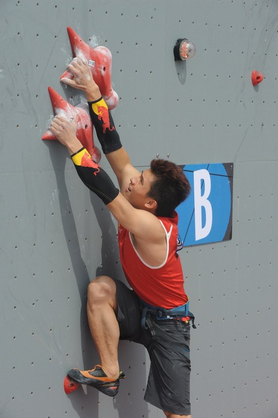 网队主教练透露备战策略，致力晋级季后赛的简单介绍