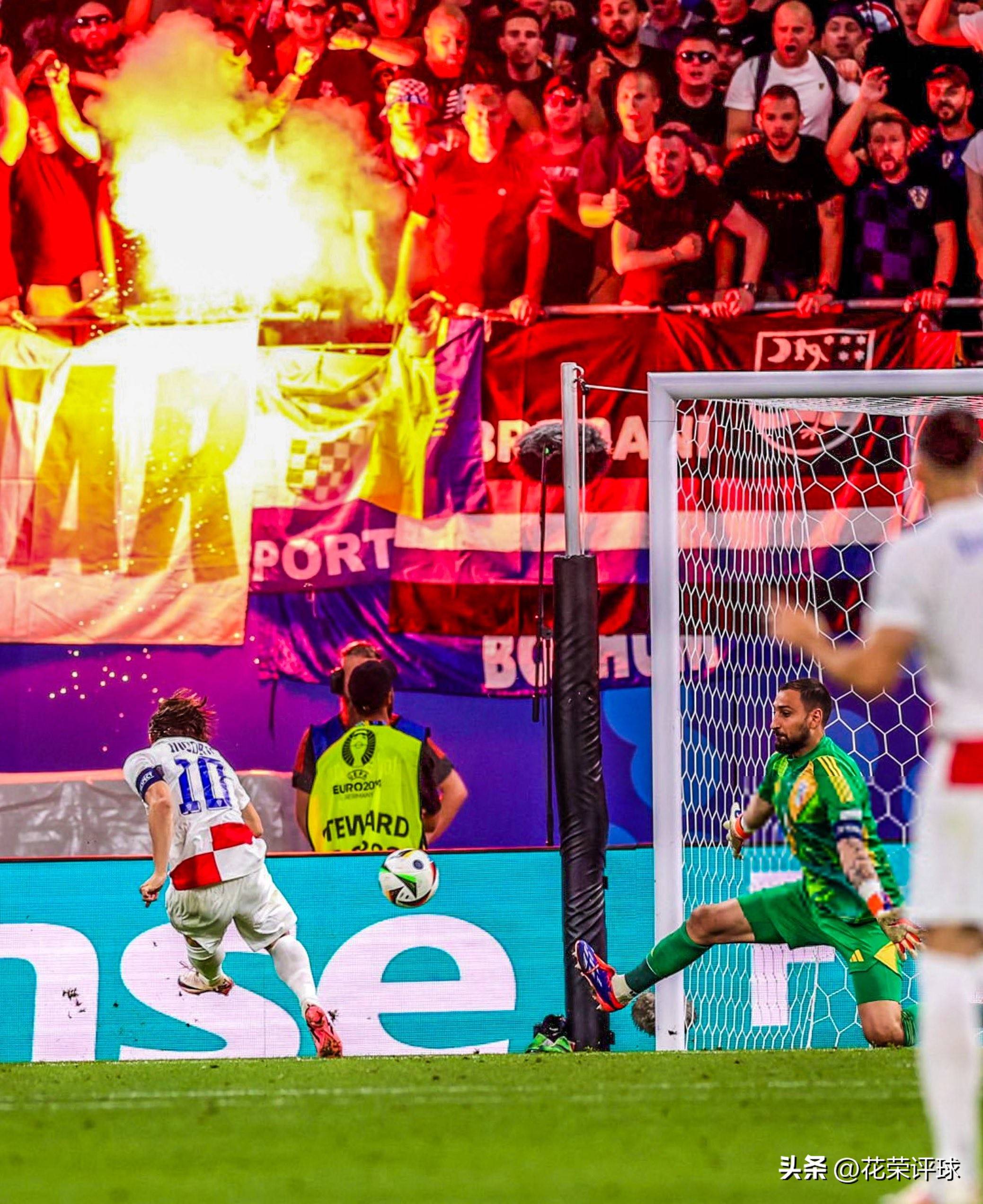 克罗地亚队备战欧洲杯预选赛，实力强劲