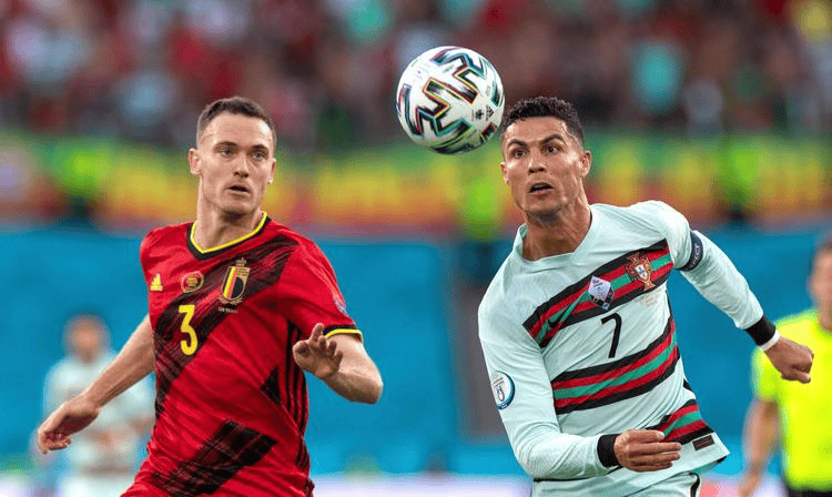 关于欧预赛四强交锋，场场硬仗争夺胜利的信息