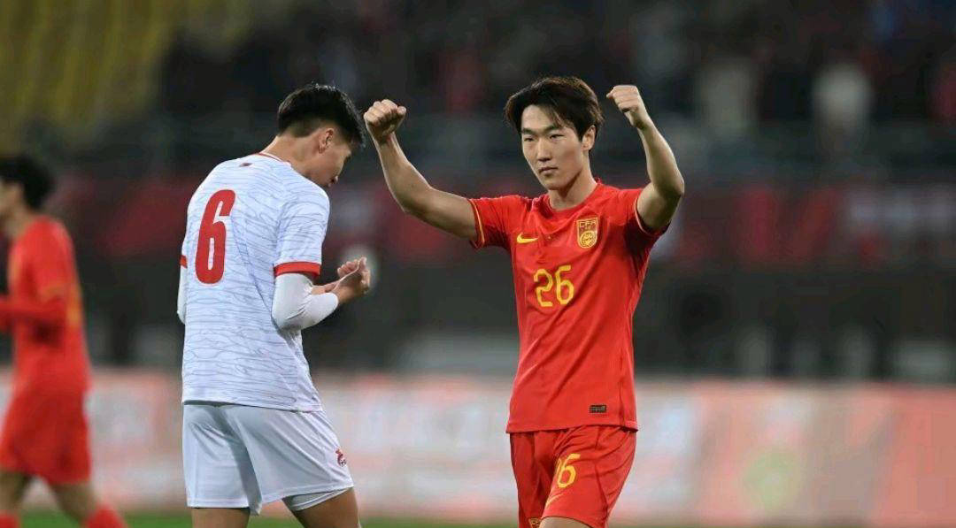 亚洲选手在备战比赛中积极备战