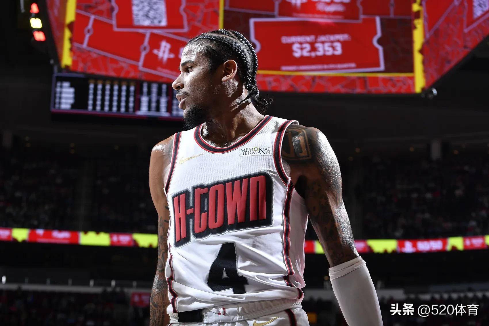 包含猛龙战胜独行侠，范弗利特精准三分雨连带怒砍分的词条