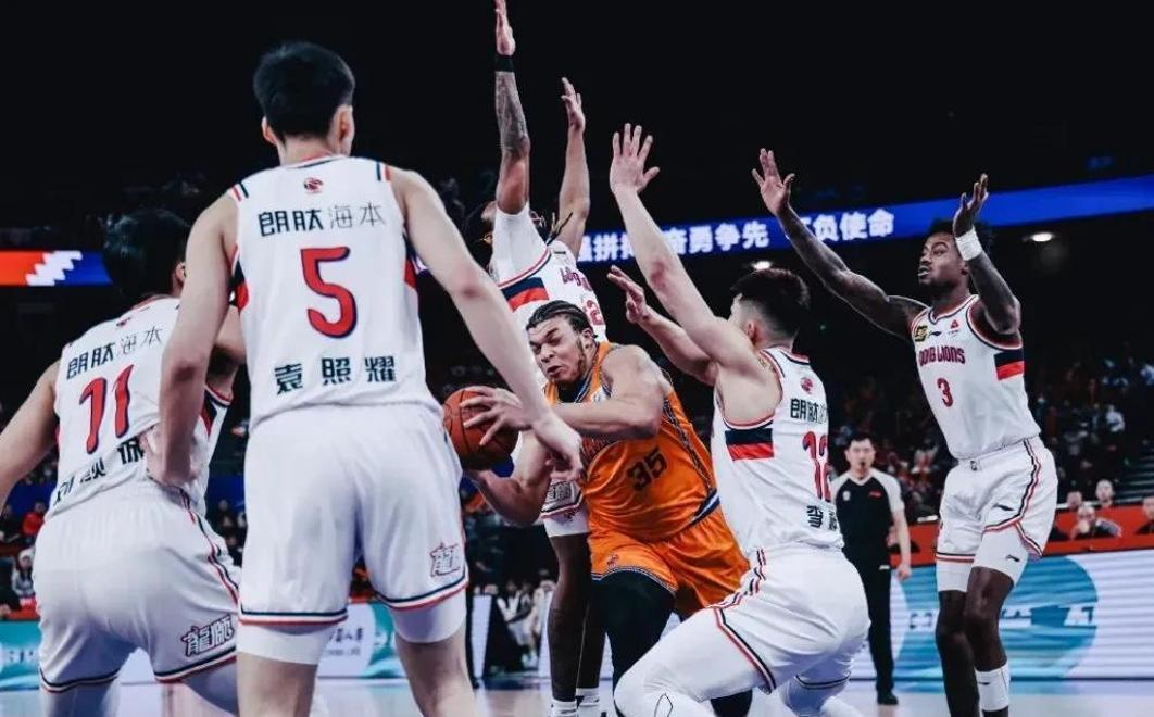 关于江苏男篮遭遇不敌，胜负难料的信息