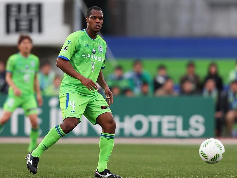 长春队外援状态回勇，助球队强势反弹