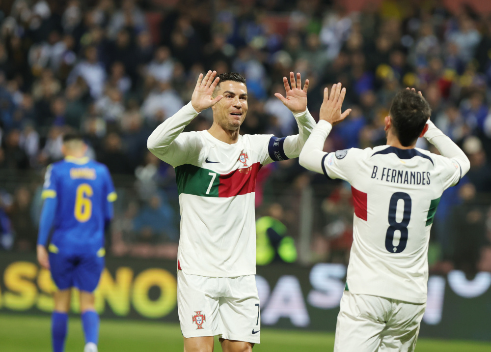 马其顿国家队豪取欧洲杯预选赛成功 马其顿国家队豪取欧洲杯预选赛成功