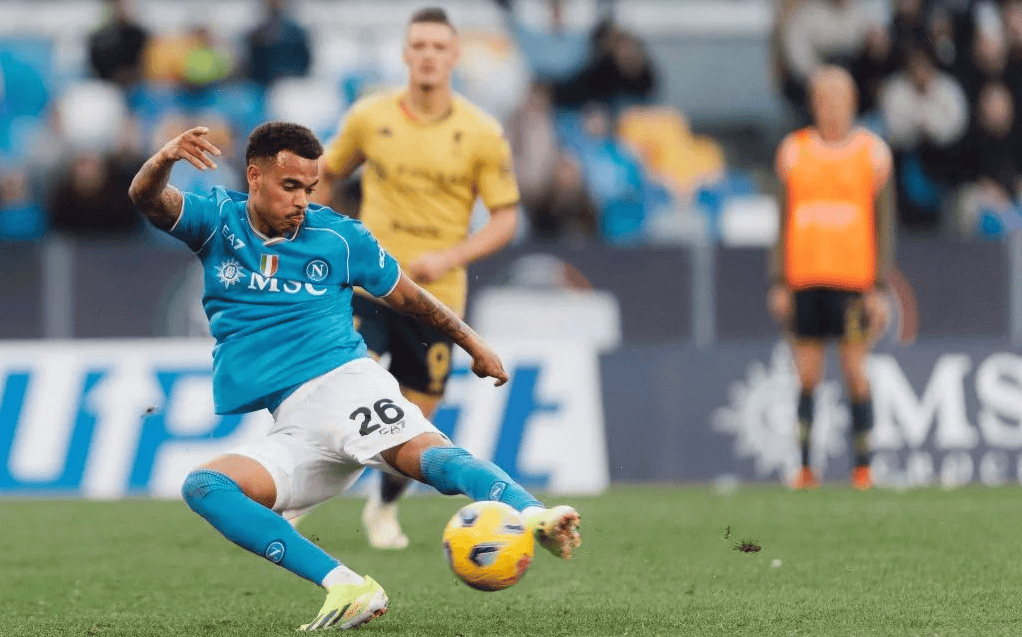 那不勒斯将对阵热那亚，争夺三分的简单介绍