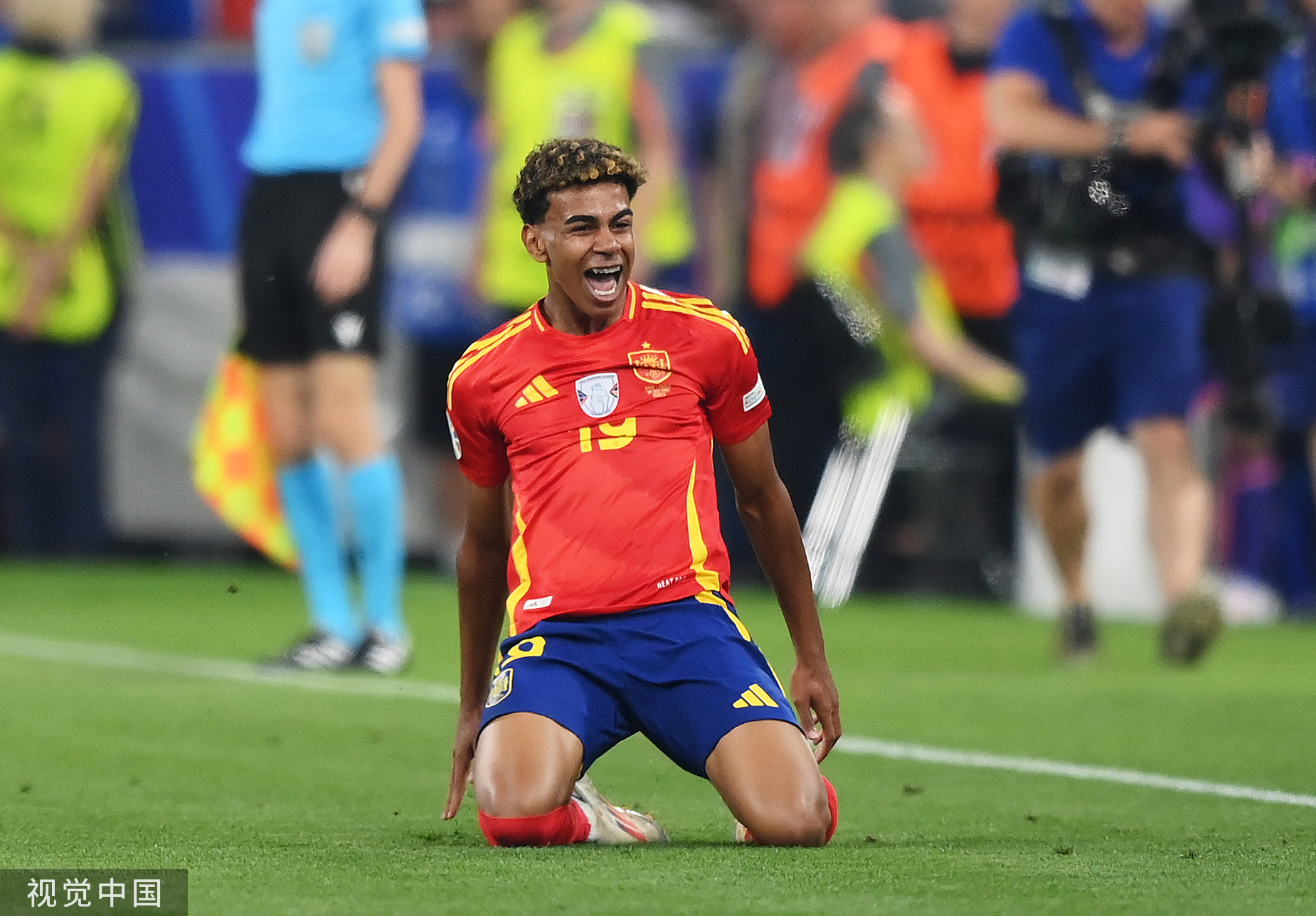 法国队淘汰土耳其晋级欧锦赛半决赛