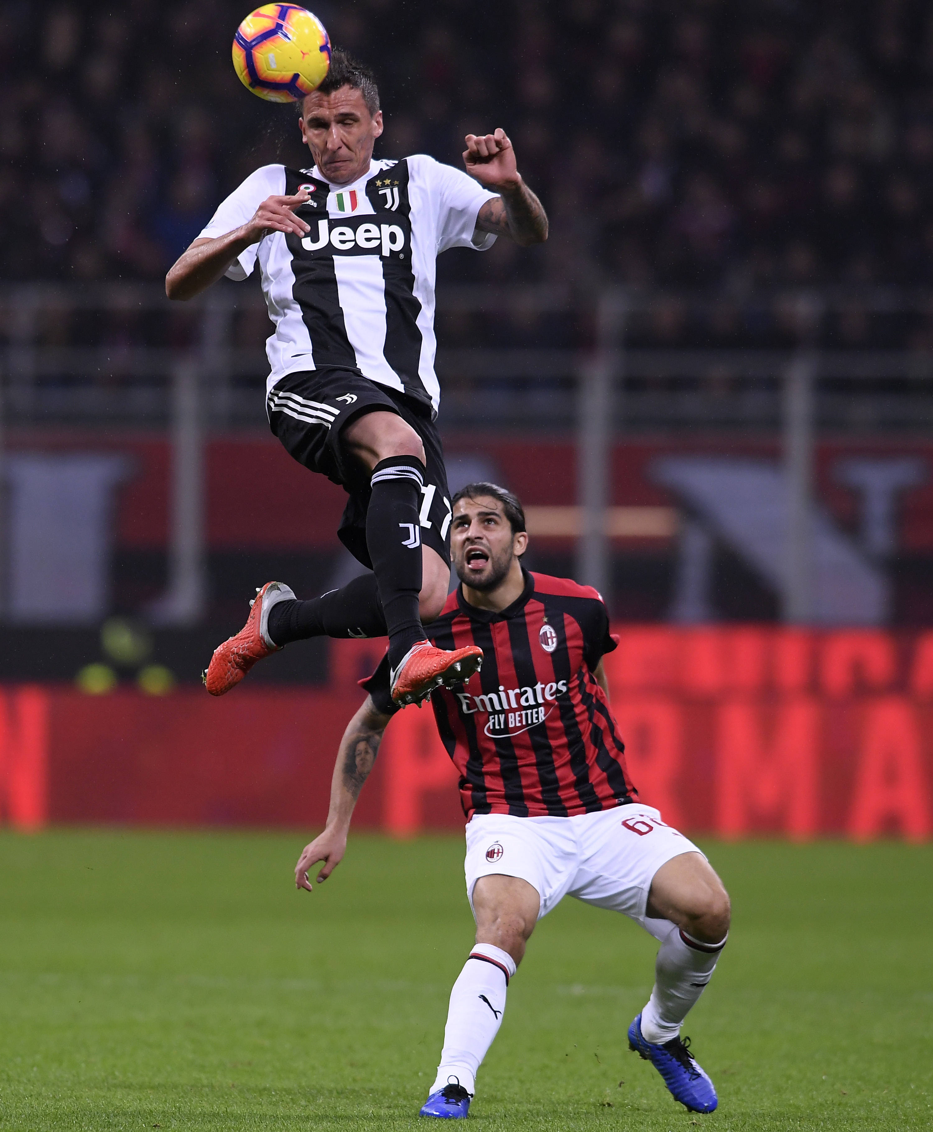 AC米兰签下西甲射手，引发球迷热议的简单介绍