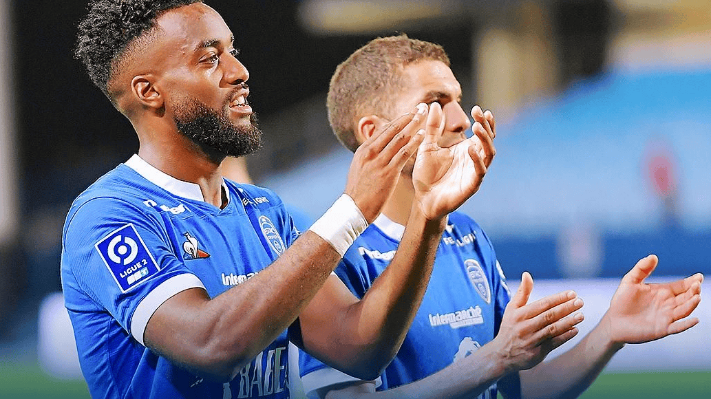 圣埃蒂安足球俱乐部战胜对手,积分榜有所上升 圣埃蒂安足球俱乐部战胜对手,积分榜有所上升