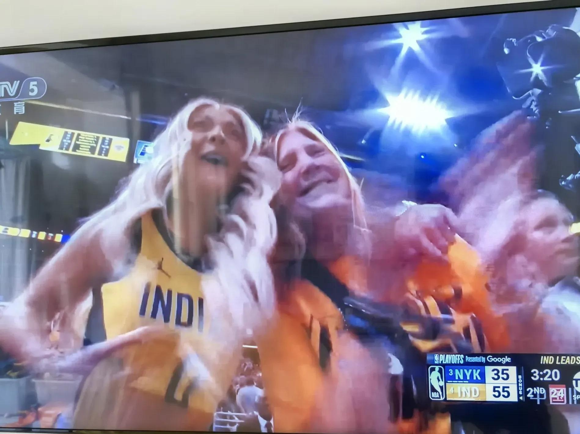 包含尼斯不敌对手遭遇两连败状态下滑的词条