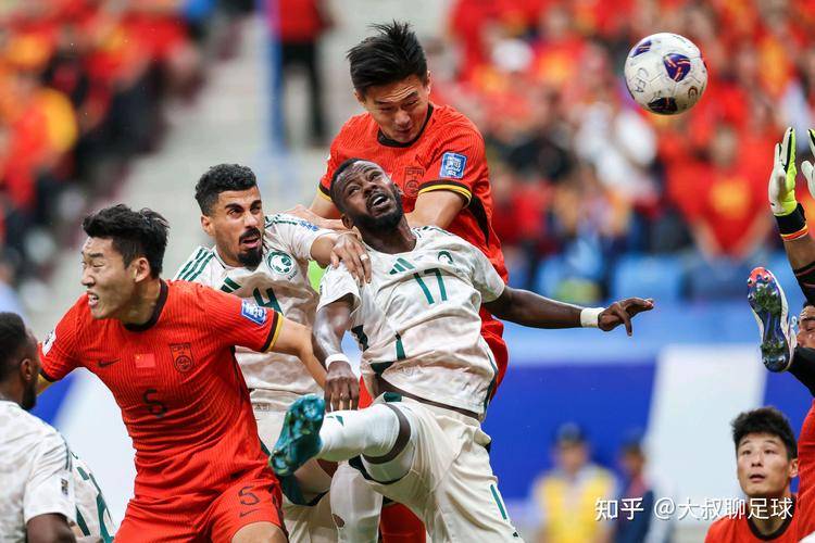 国内足球又迎激烈对决！顶尖球队争夺胜利的简单介绍