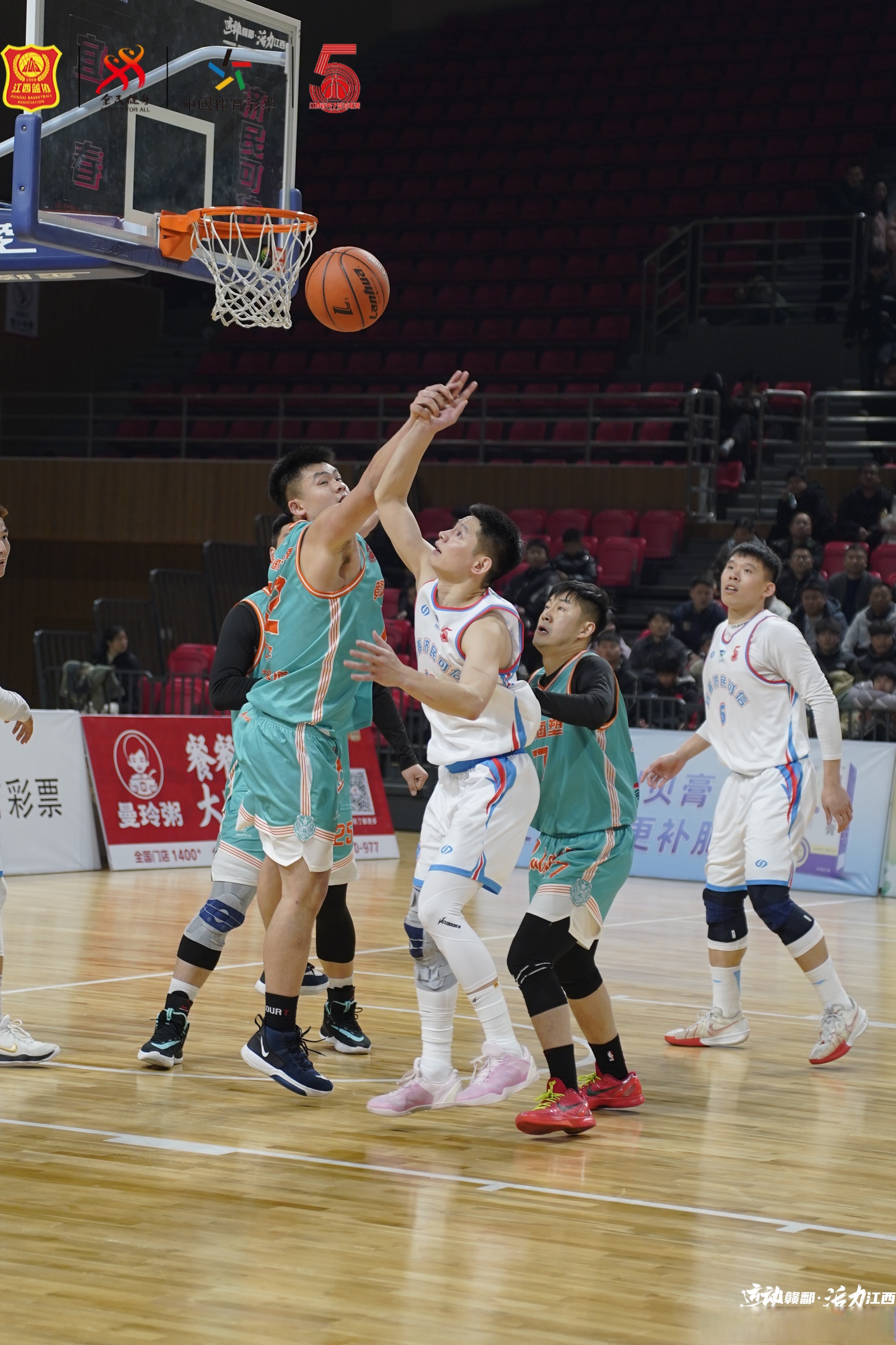 关于战火重燃，国内篮球联赛呈现全新高潮的信息