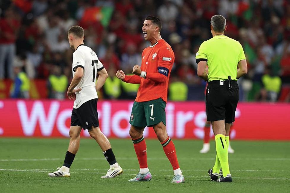 葡萄牙大战胜利,成功进入欧洲杯半决赛的简单介绍 葡萄牙大战胜利,成功进入欧洲杯半决赛的简单介绍