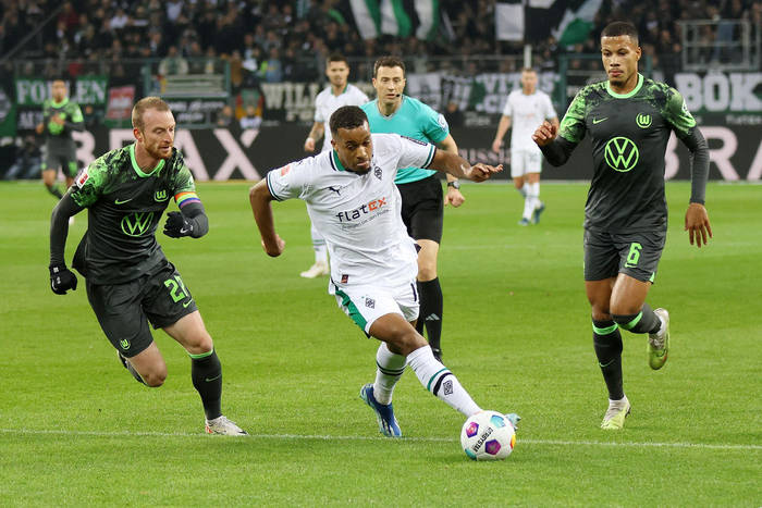 包含门兴竞技与南特备战，力争主场三分的词条