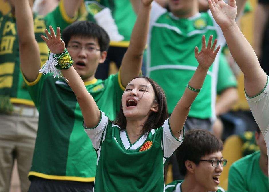 南亚球队在亚冠赛场喜极而泣的简单介绍