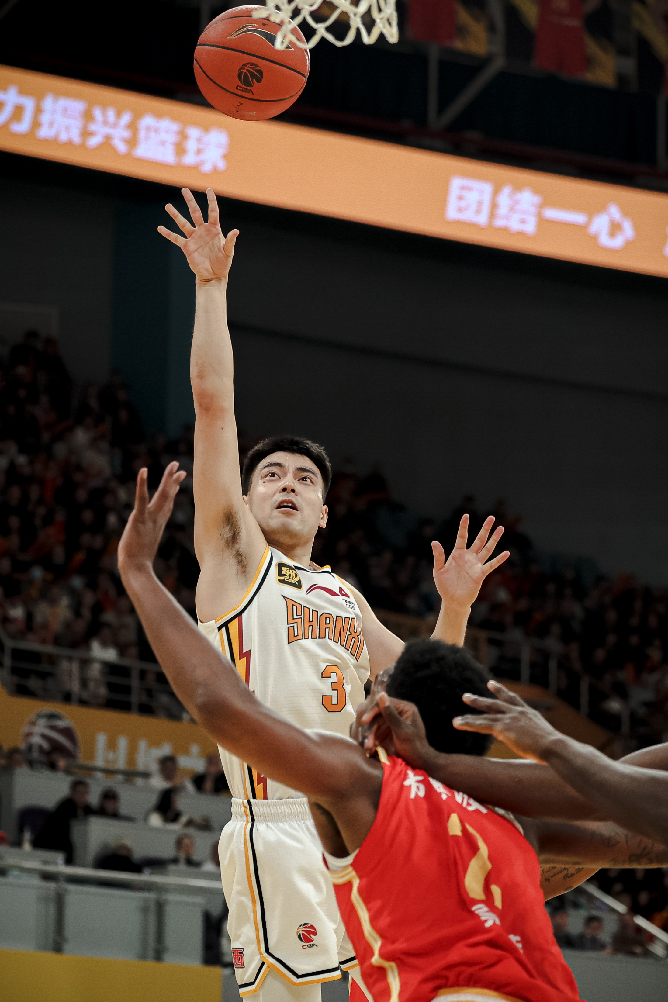 包含浙江稠州男篮勇夺客场胜利，实力不可小觑的词条