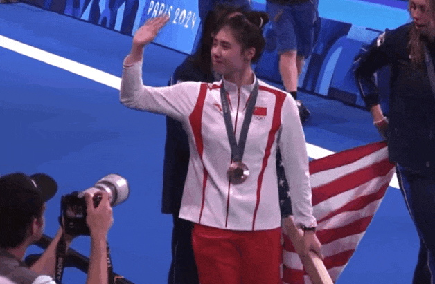 包含法国选手高难度动作惊艳全场斩获铜牌的词条