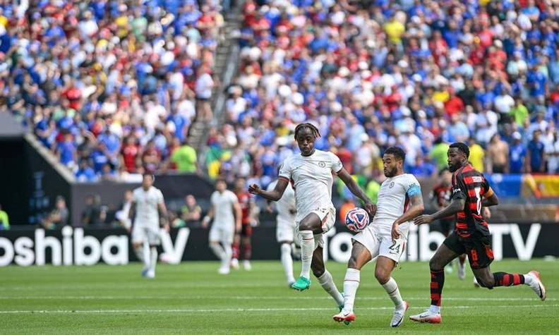 格拉纳达主场战平阿拉维斯，保级形势略显缓解的简单介绍